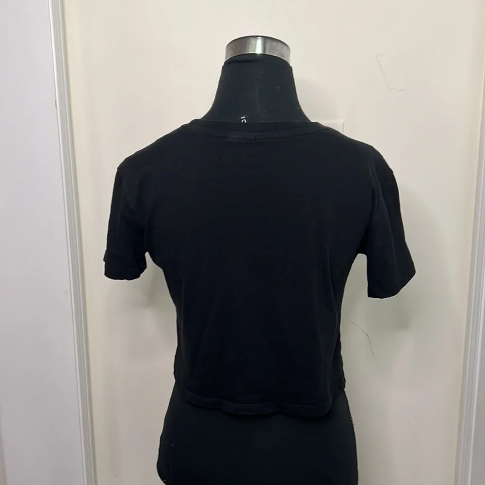 Berlin Graphic Print Black Crop Baby Tee Top Size XS - Picture 6 of 7